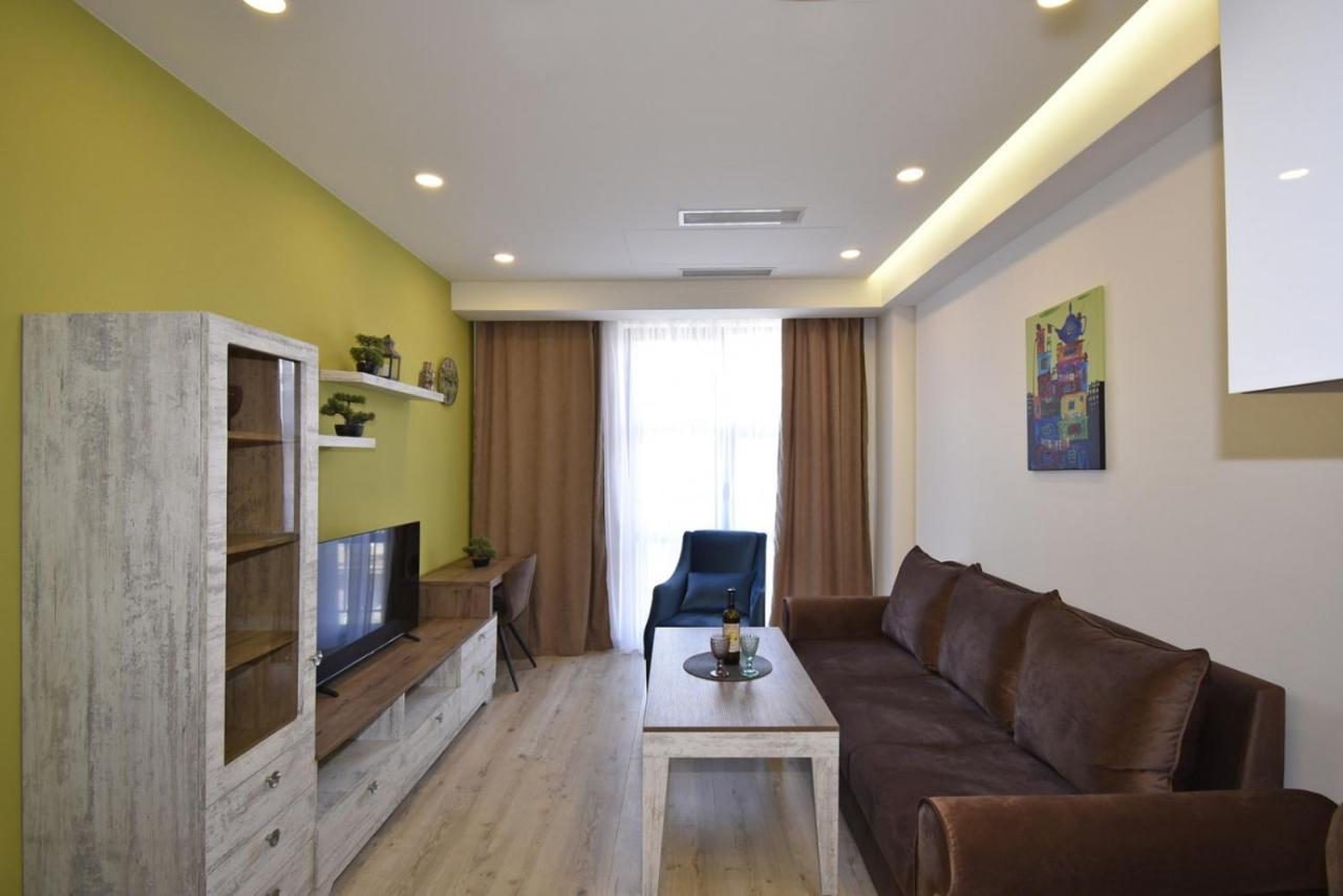 Home4You Apartments On Koghbatsi Jereván Kültér fotó